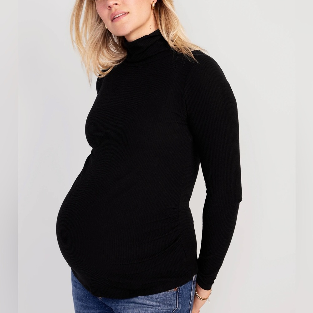 Old Navy maternity long sleeve ribbed turtleneck